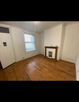 Newland Street, Rugby - Photo 1