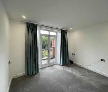3 bedroom penthouse to rent - Photo 6