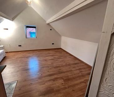 Ein Zimmerwohnung mit Einbauküche im bischofsheim - Photo 2