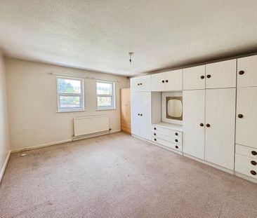 2 bedroom semi-detached house to rent - Photo 4
