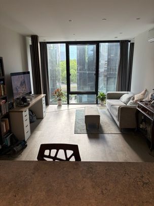 St Kilda Road - Photo 1