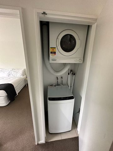 Fully Furnished 2bed - Hospital Location - Photo 3