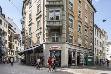 Living in the heart of the St. Gallen old town - Photo 3