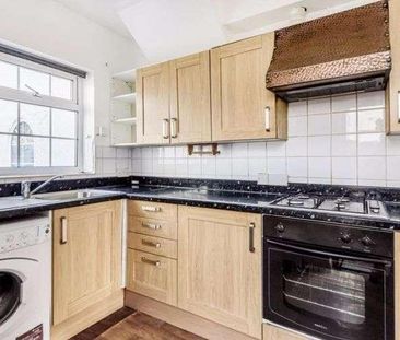 Langland Crescent, Stanmore, Middlesex, HA7 - Photo 5