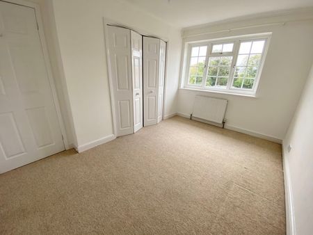 School Lane Barton, Newport - Photo 3