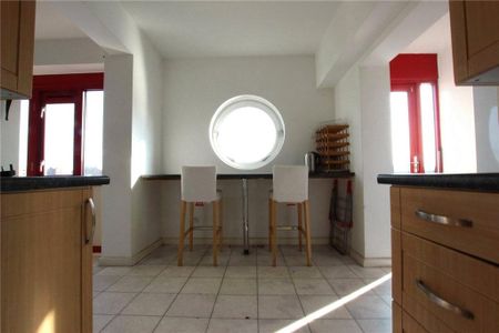 4 bedroom property to rent - Photo 3