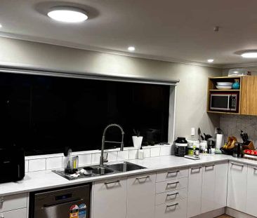 Your large family home semi furnished. - Photo 3