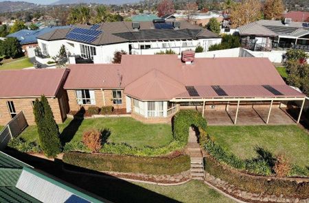 5 Lark Court, West Wodonga - Photo 4