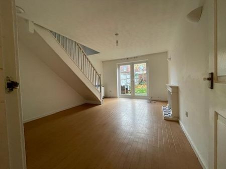 2 bedroom terraced house to rent - Photo 2