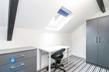 2 bed Apartment for Rent - Photo 5