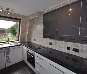 Clarence Gardens - Photo 5