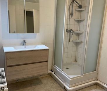 SPACIEUX T1 BIS AU RDC PLEIN SUD EN CENTRE VILLE - Photo 6