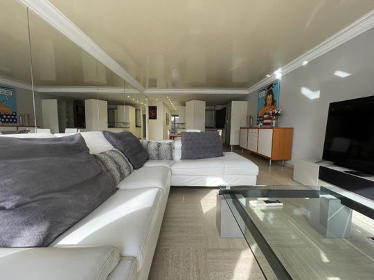 Location Appartement 4 pièces 111m² SETE 34200 - Photo 1