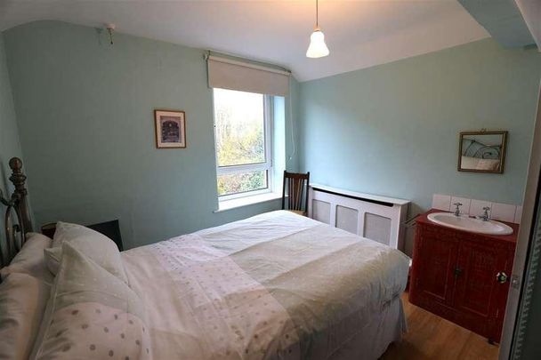 Eastgate, Cowbridge, CF71 - Photo 1