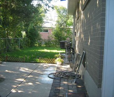 For Lease - 218 Alsace Road Unit# Main, Richmond Hill, Ontario - Photo 5