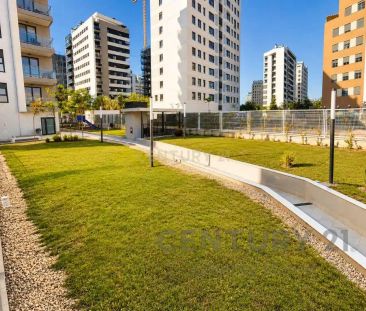 Valencia - Photo 1