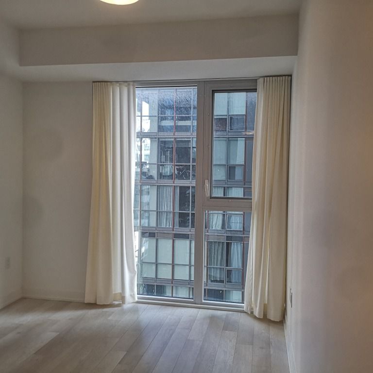 For Lease - 357 King Street Unit# 909, Toronto, Ontario - Photo 1