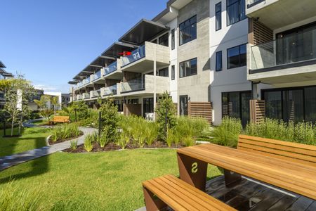 Luxury Living In Salt Ave - Mt Maunganui - Photo 3