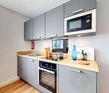 Studio to rent - Photo 5