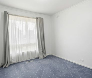 Great home in a great Court Location - Photo 4