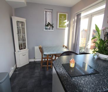 Fircroft Avenue, Sheffield, S5 - Photo 5