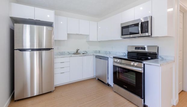 Cedar Glen Apartments - Photo 1