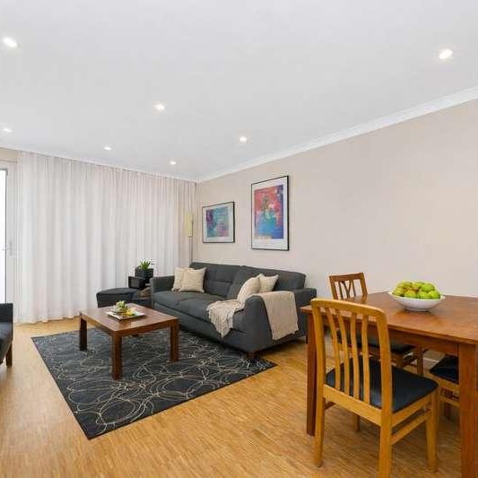 The Colonnades, Bayswater, W2 - Photo 1