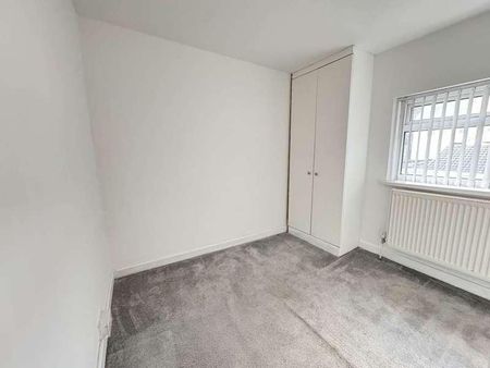 Crown Street, Crumlin, NP11 - Photo 3