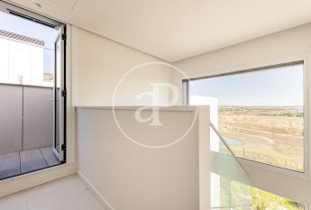 Triplex penthouse for rent in La Finca