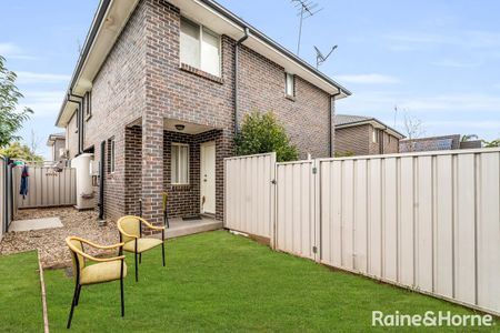 3/73 Canberra Street, Oxley Park, NSW 2760 - Photo 4