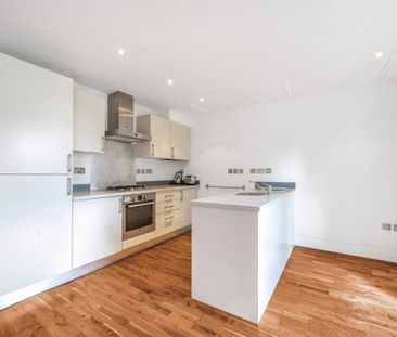Bedford Hill, Balham SW12 - Photo 1