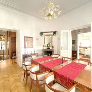 360° TOUR // MÖBLIERTE INNENSTADT - STILWOHNUNG/ FURNISHED CLASSIC STYLE CITY APARTMENT - Photo 3