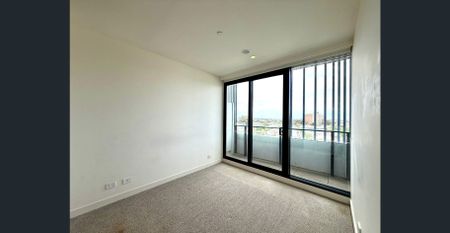 Urban Sophistication in the Heart of Footscray - Photo 3