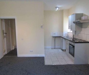 Deerpark Road, Whalley Range, Manchester, M16 - Photo 2