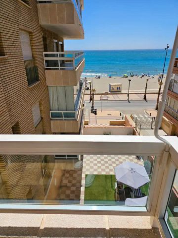 Piso de alquiler en Paseo Marítimo Rey de España, Las Gaviotas - Carvajal - Photo 5