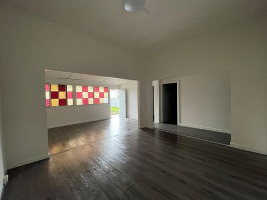 Charming 2-Bedroom Home Close to Everything! - Photo 1