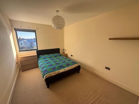 2 bedroom flat to rent - Photo 3