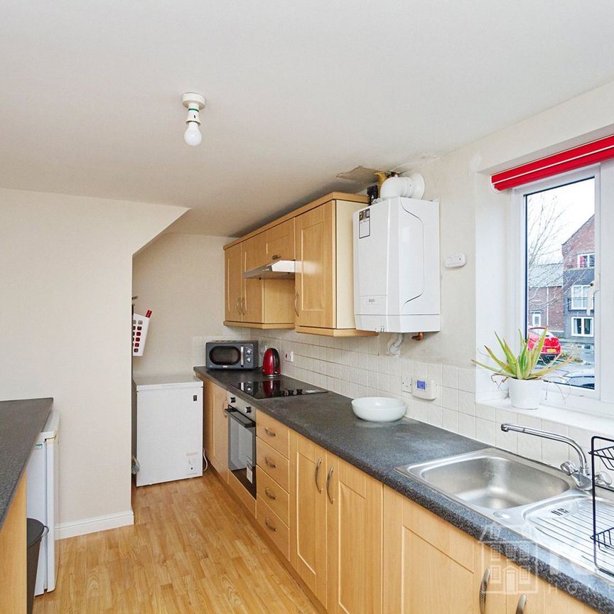 Victoria House, Scholars Court, ST4 7DW, ST4 - Photo 1