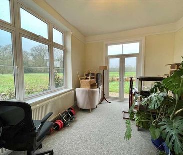 Gaddesden Estate, Hemel Hempstead, HP2 - Photo 1