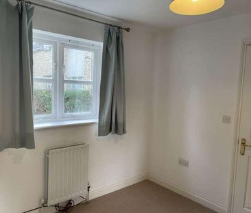 Farriers Court, Witney, OX28 - Photo 4