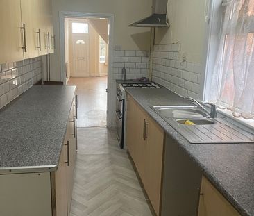 3 Bed Terraced House, Narborough Road, LE3 - Photo 6