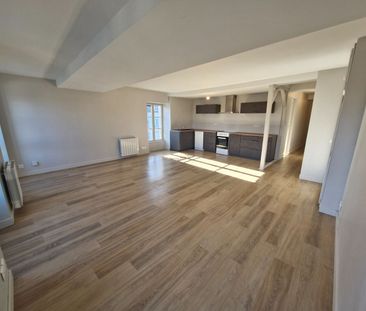 Location Appartement 3 pièces 79m² - Photo 4