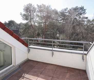 Helle 2-Zimmer-Dachgeschosswohnung in ruhiger Lage von Kleinmachnow - Photo 2