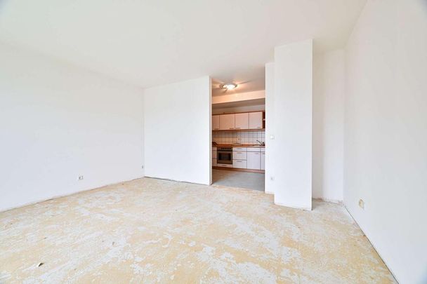 Großzügige 3-Raum-Wohnung in Schloßchemnitz – Aufzug, Tiefgarage, Einbauküche und mit Balkon - Photo 1