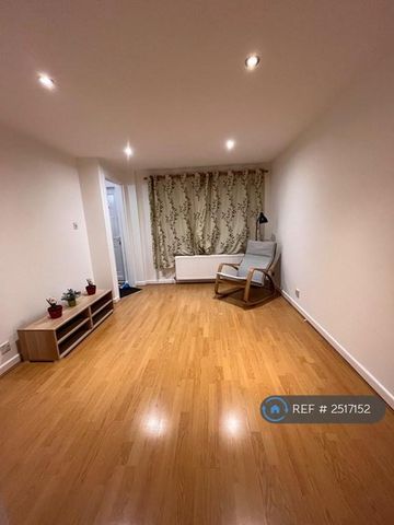 3 bedroom terraced house to rent - Photo 2