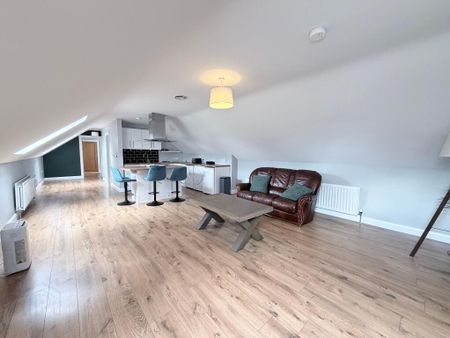 The Loft, 11 Reservoir Road, Banbridge, BT32 4LD - Photo 2