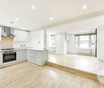 High Street, Green Street Green, Kent, London - Photo 6