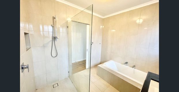 Close to Everything! - Photo 1