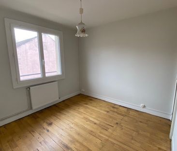 Location Appartement 3 pièces 54m² LE CREUSOT 71200 - Photo 4