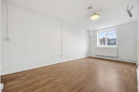 Hemnall Street, Epping, CM16 - Photo 3